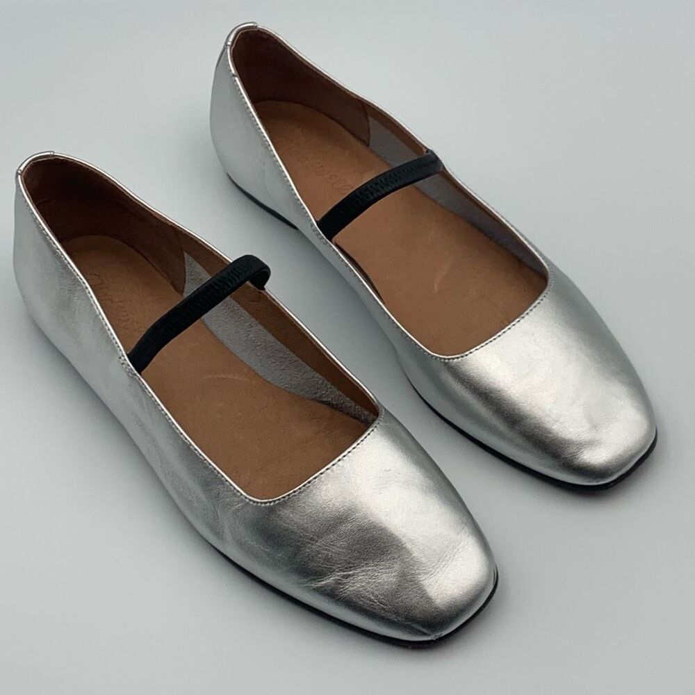 Madewell Silver Mary Jane Flats with Black Strap - Picture 4 of 12